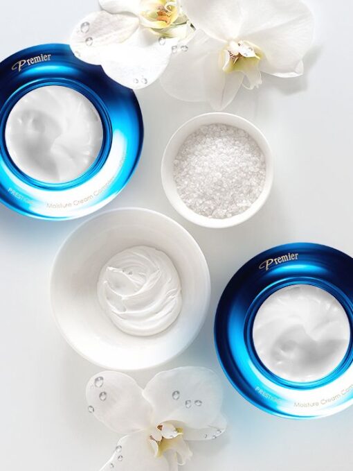 Prestige Moisture Complex - Normal To Oily Skin - Image 3